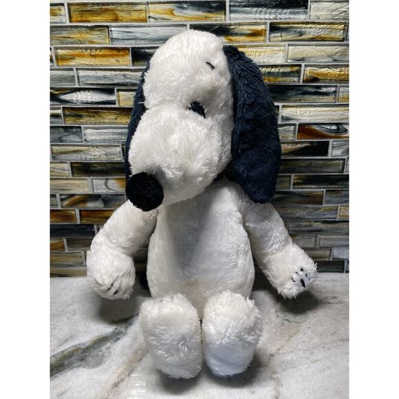 Vintage 1968 Peanuts Snoopy Plush With Collar Rare Stuffed Animal Toy - Picture 1 of 11